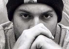 DJ Shadow performing live